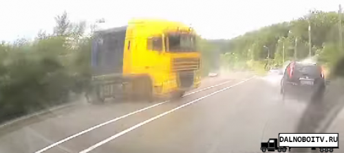 yellow-truck-boom